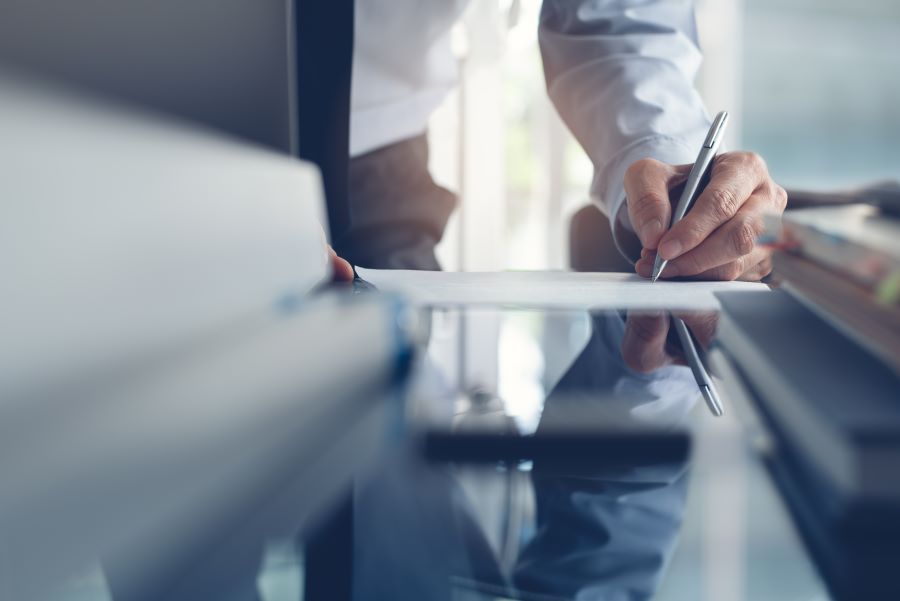 business-man-doing-financial-reporting